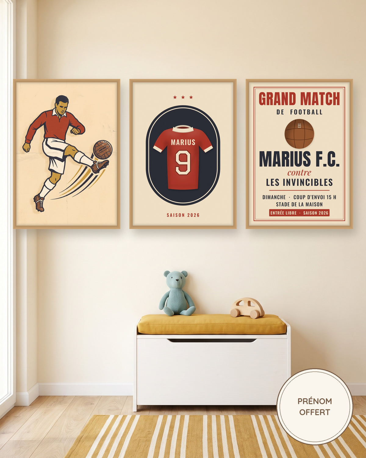 Affiche foot vintage personnalisée, lot de 3 affiches Grand match : les 3 affiches encadrées dans une chambre d’enfant, exemple personnalisé