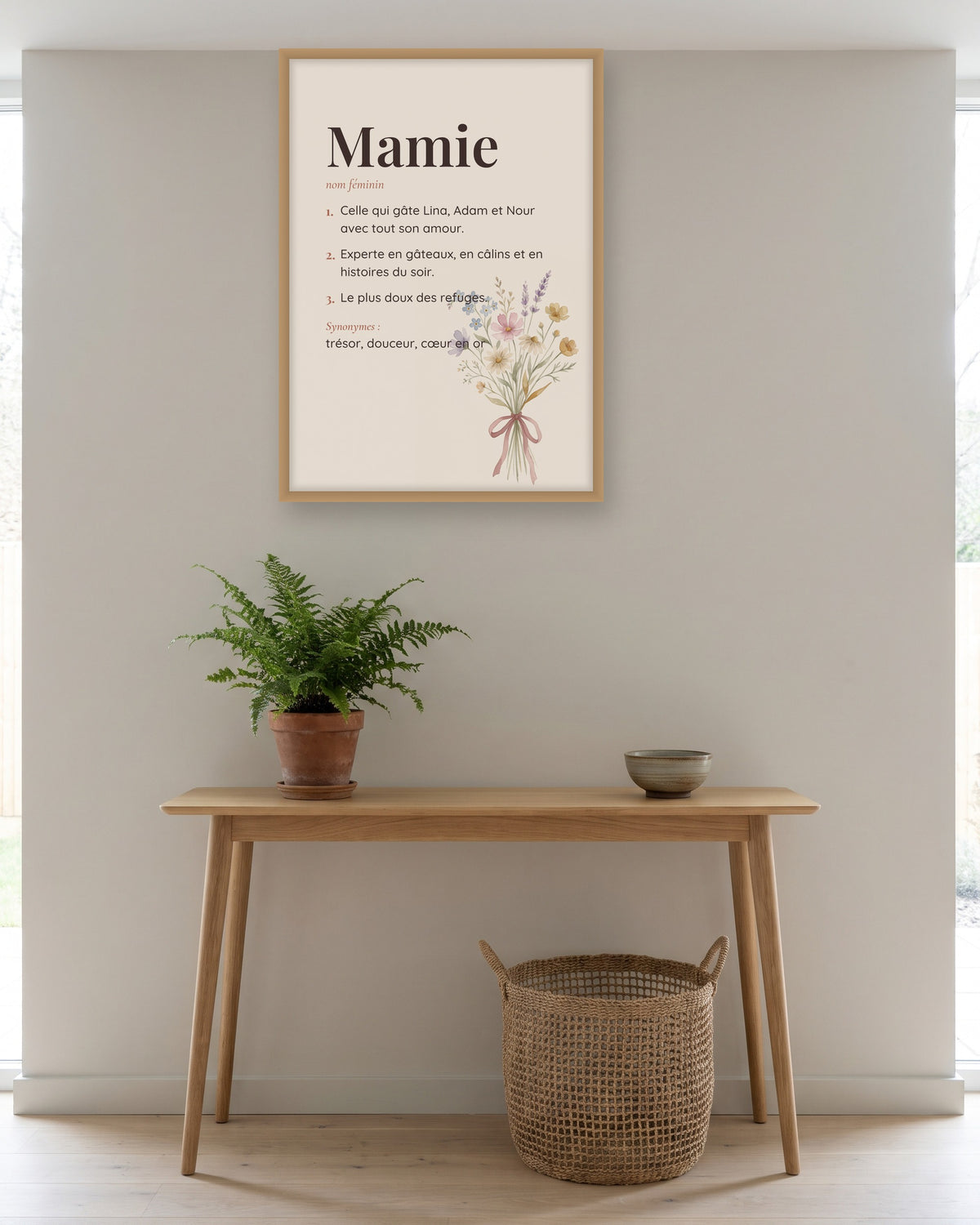 Affiche mamie personnalisée définition fleurs encadrée dans une entrée