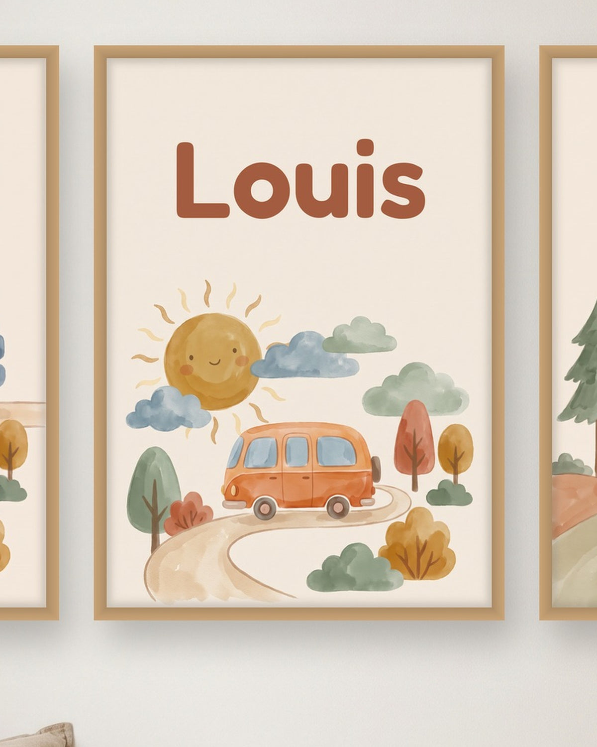 Lot de 3 affiches voitures vintage aquarelle : l’affiche du milieu avec le prénom, exemple personnalisé
